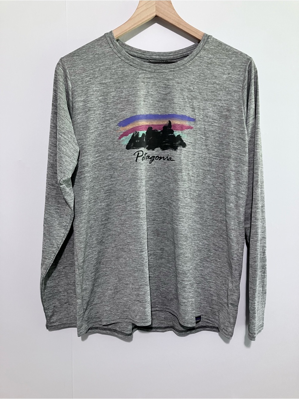 Patagonia Cool Daily 50* UPF stretch performance Grey Long Sleeve Top